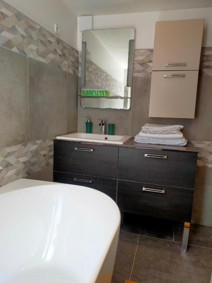 Le 32 Villa Lens Dış mekan fotoğraf